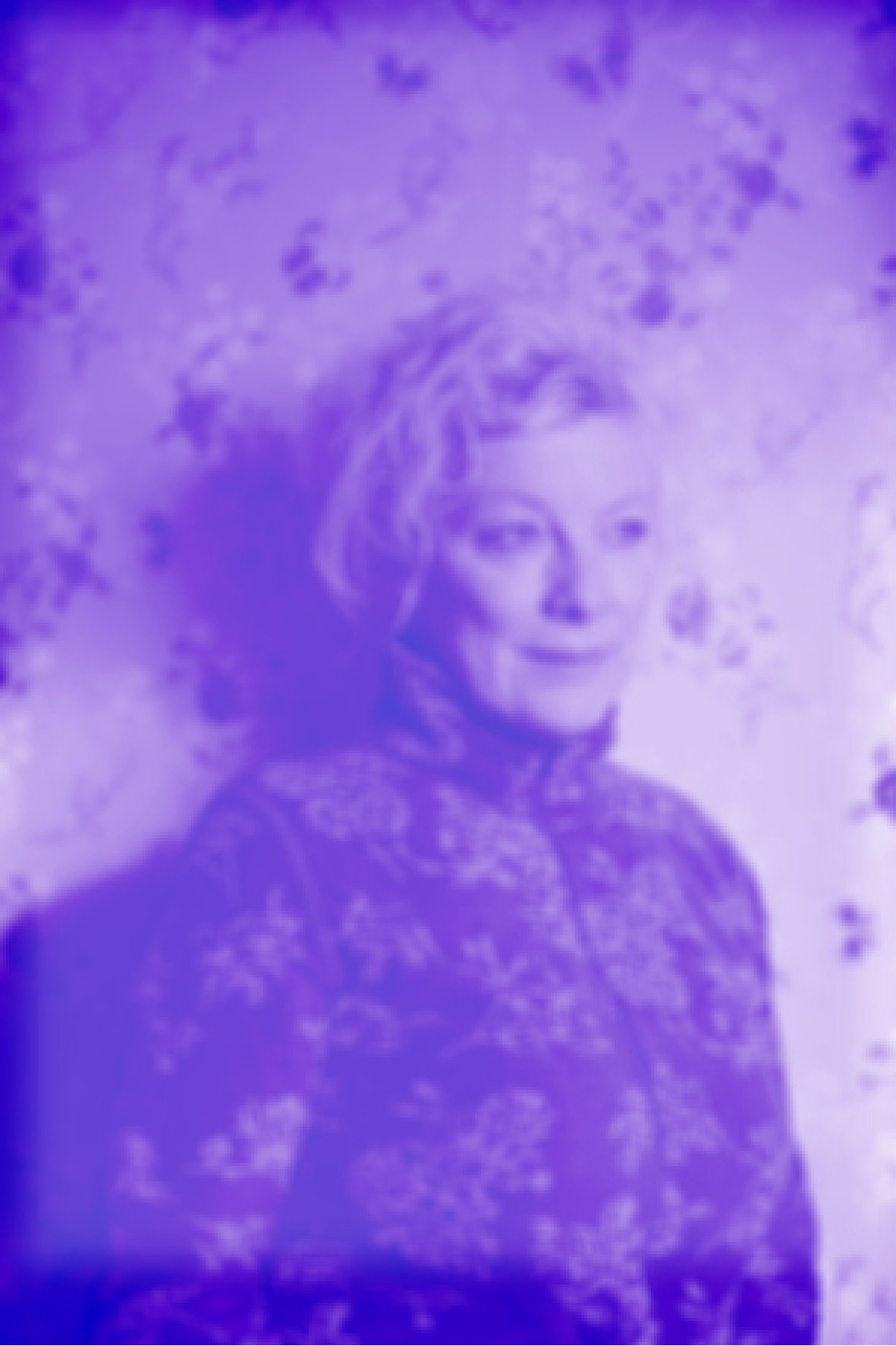 Verschwommenes Portrait von Pernilla Stalfelt
